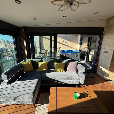 Magic View Luxury Penthouse With Jacuzzi And Sea View * 斯普利特