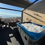 Apartamento Magic View Luxury Penthouse With Jacuzzi And Sea View