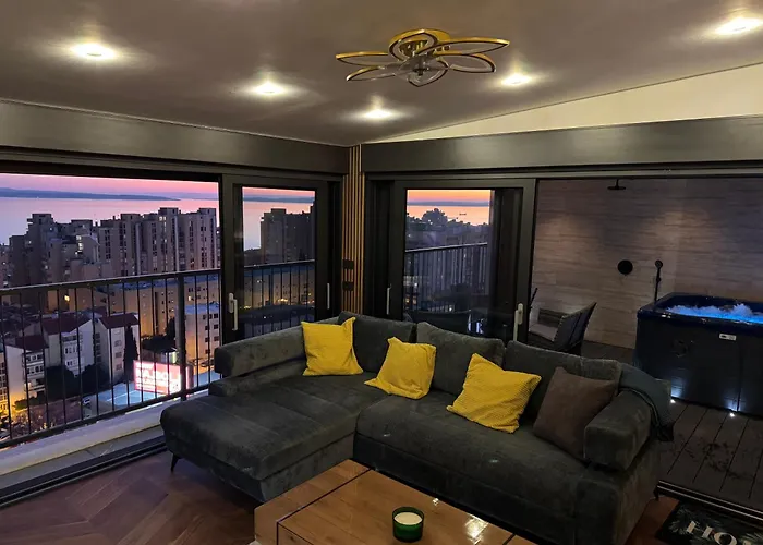 Magic View Luxury Penthouse With Jacuzzi And Sea View Apartment *