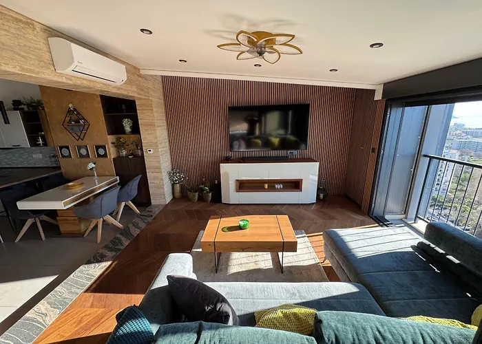 Magic View Luxury Penthouse With Jacuzzi And Sea View Apartment