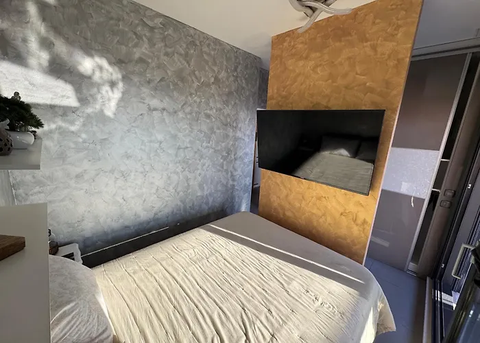 Apartment Magic View Luxury Penthouse With Jacuzzi And Sea View