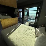 Magic View Luxury Penthouse With Jacuzzi And Sea View شقة *